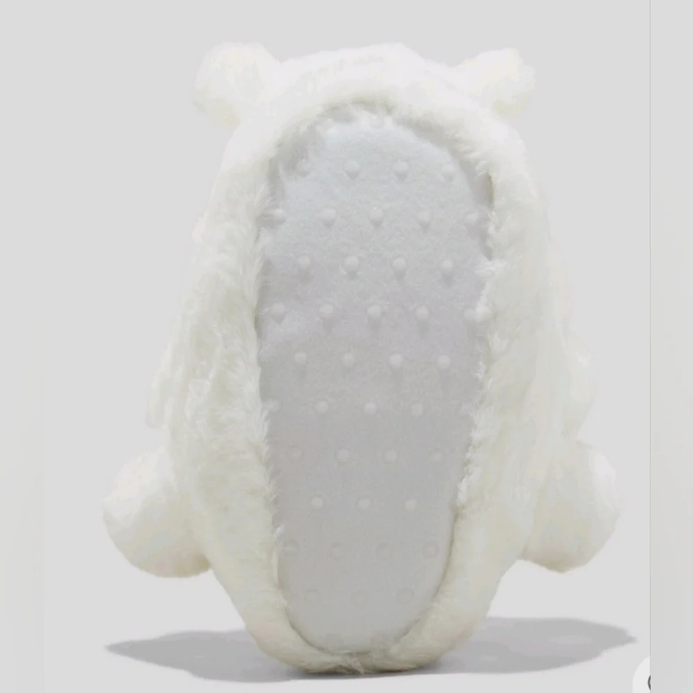 New Target Kid's winter Holiday Christmas Polar Bear Character Slippers size 2-3